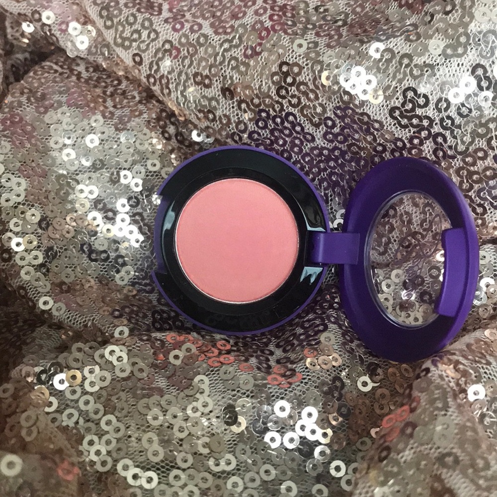 MAC Selena Eyeshadow 📀